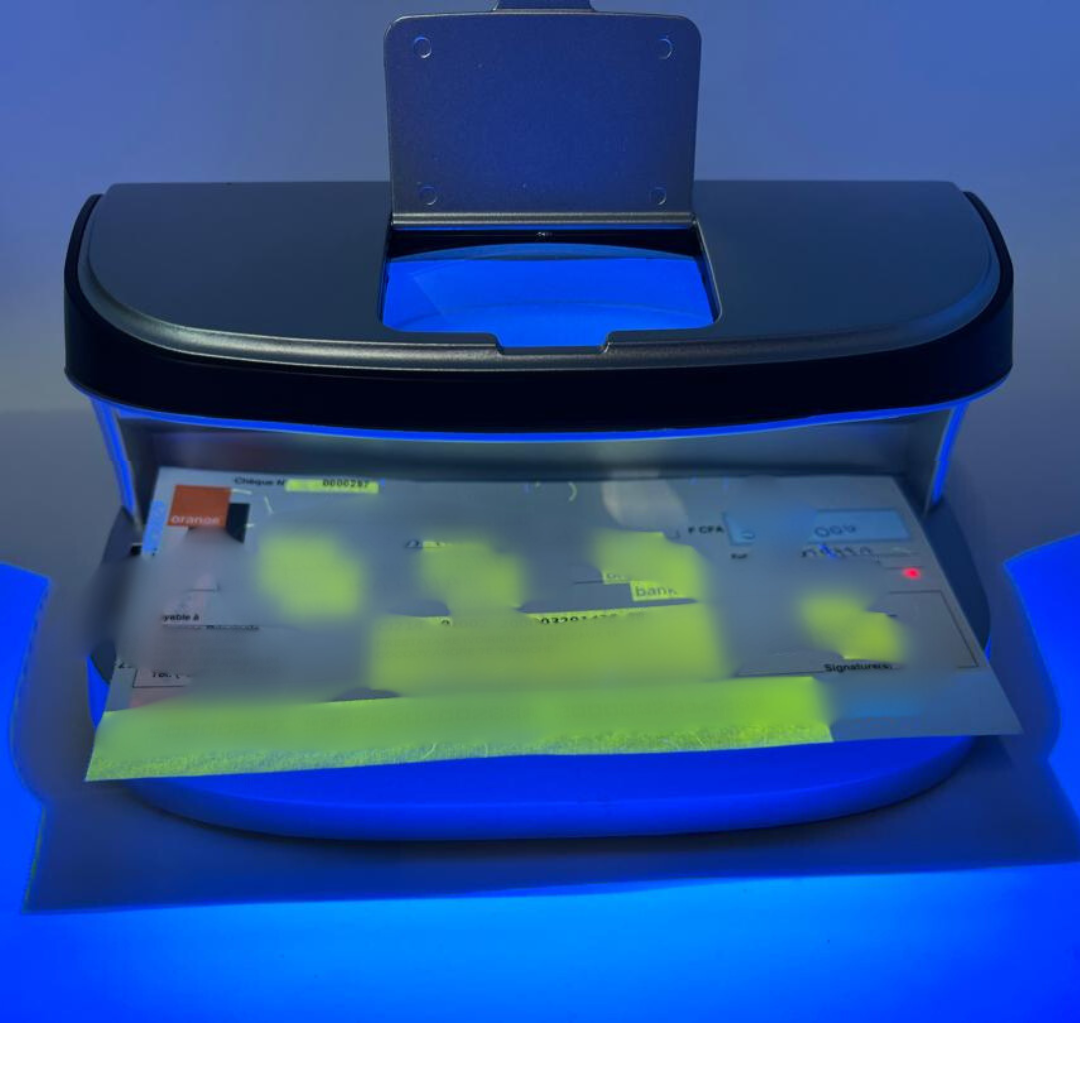 Détecteur De Faux Billets Rechargeable Uv Led